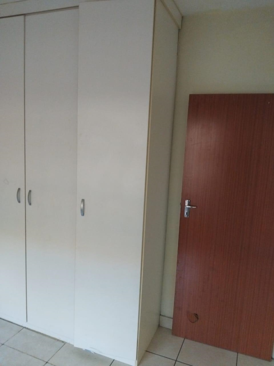 2 Bedroom Property for Sale in Rustenburg Central North West